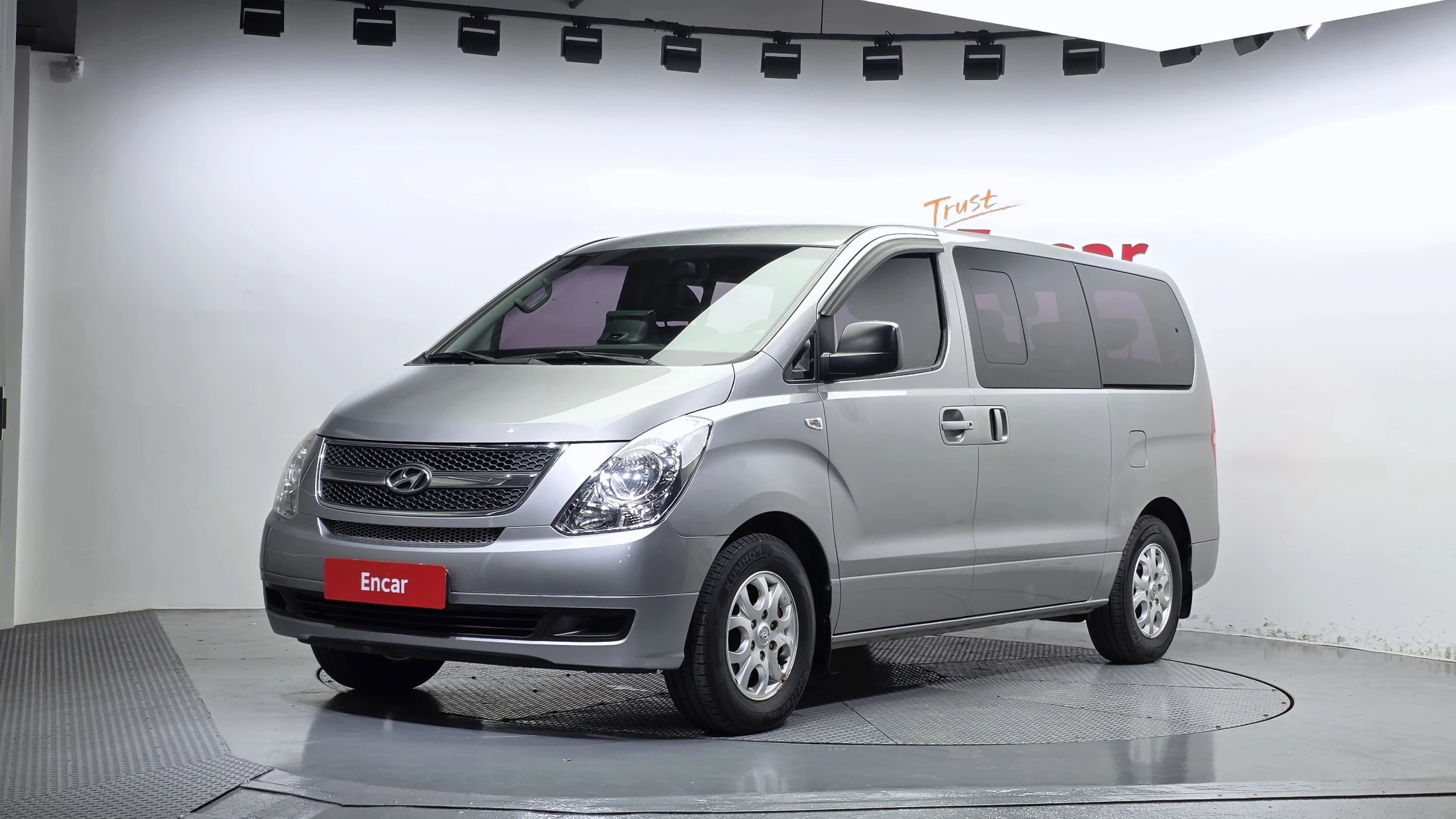 Hyundai Starex Grand Starex