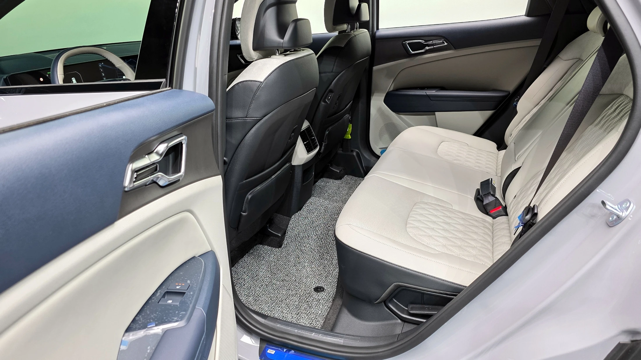 Kia Sportage Hybrid, 2025 — фото 12