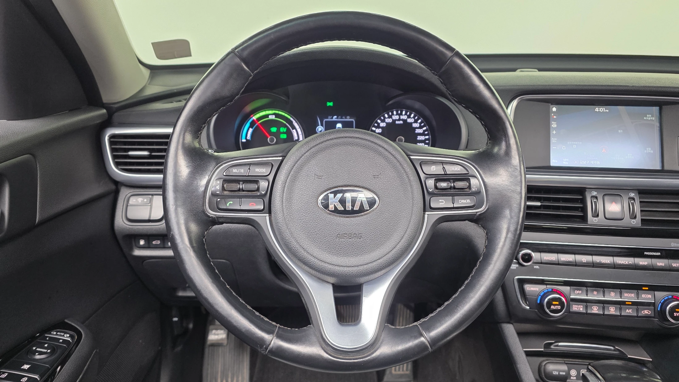 Kia K5 Hybrid, 2017 — фото 13