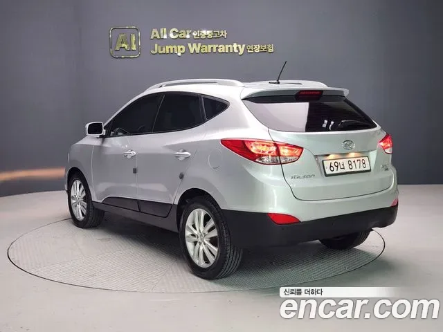 Hyundai Tucson ix, 2012 — фото 2