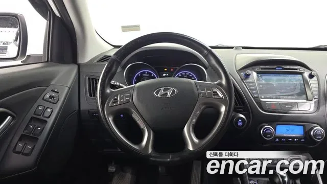 Hyundai Tucson ix, 2013 — фото 12
