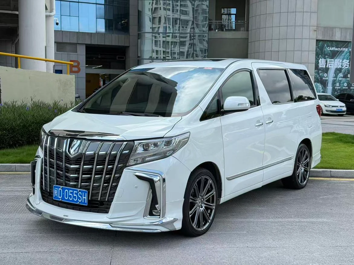 Toyota Elfa