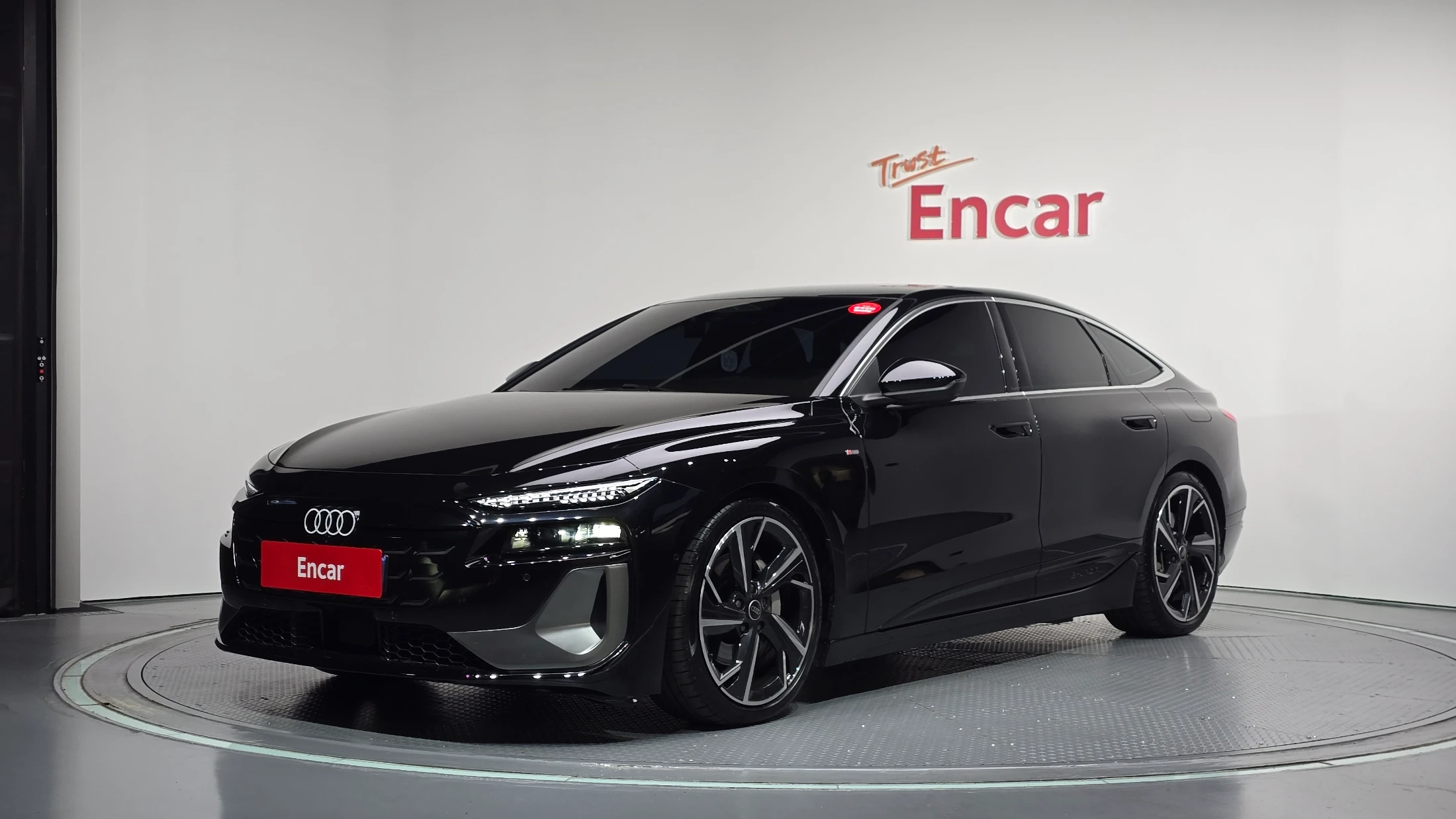 Audi A6 E-Tron