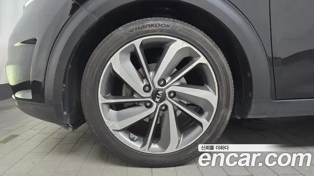 Kia Niro, 2016 — фото 5