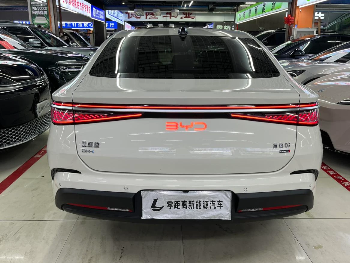 BYD Seal 07DM, 2026 — фото 5