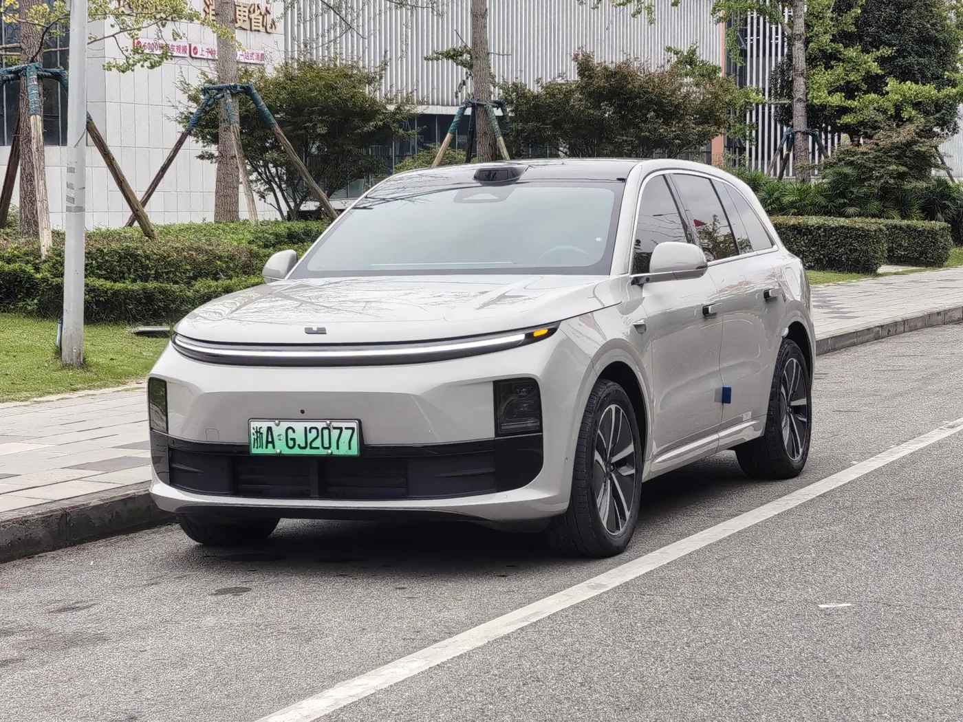 Li Auto Ideal L6
