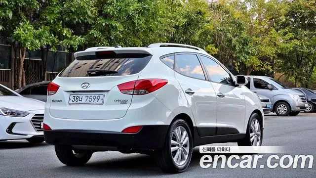 Hyundai Tucson ix, 2010 — фото 6