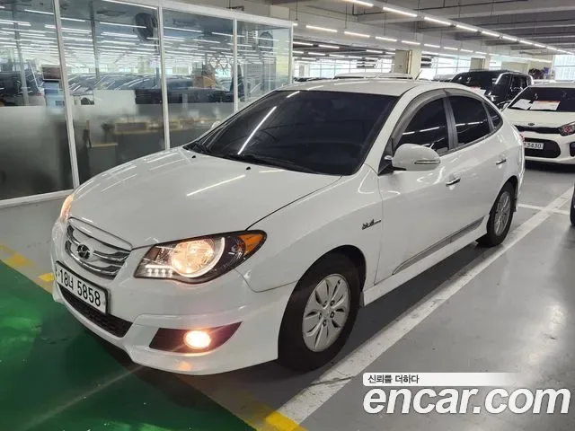 Hyundai Avante Hybrid