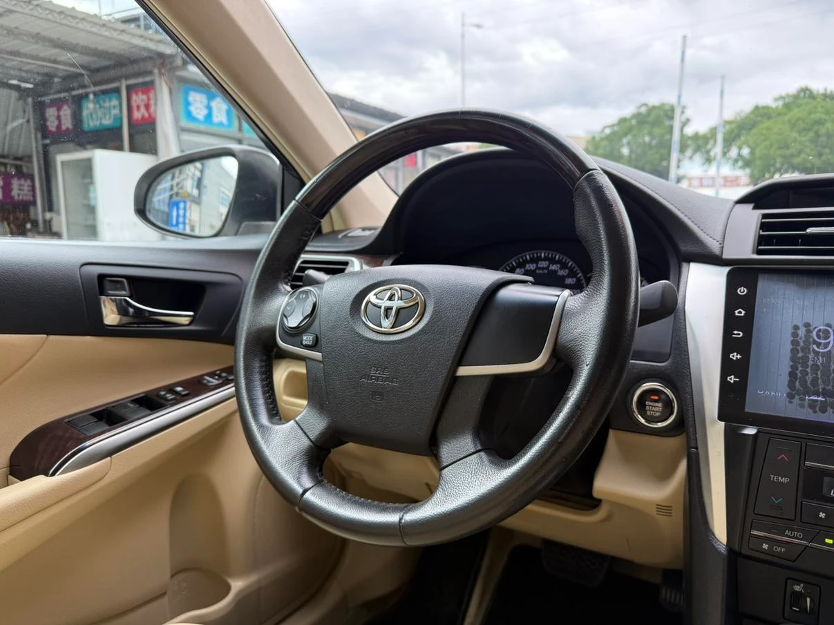 Toyota Camry, 2015 — фото 7