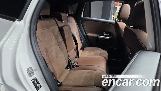 Mercedes-Benz Gla-Class H247, 2025 — фото 12