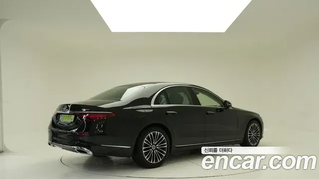 Mercedes-Benz S-Class W223, 2025 — фото 2