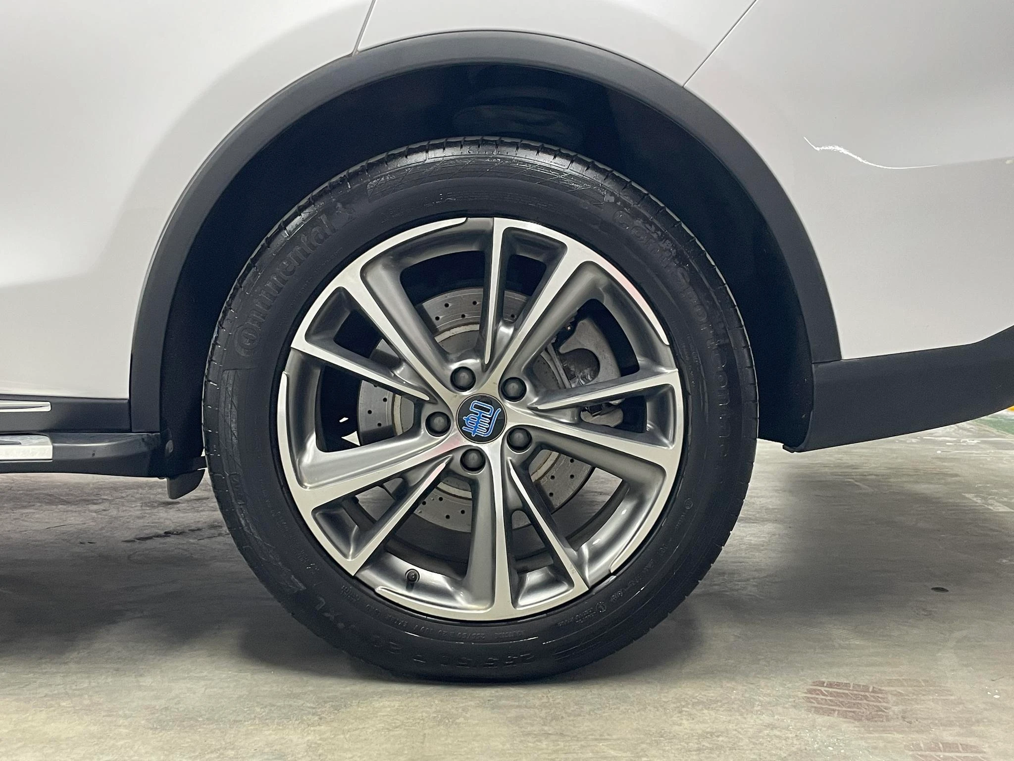 BYD Tang DM, 2019 — фото 16