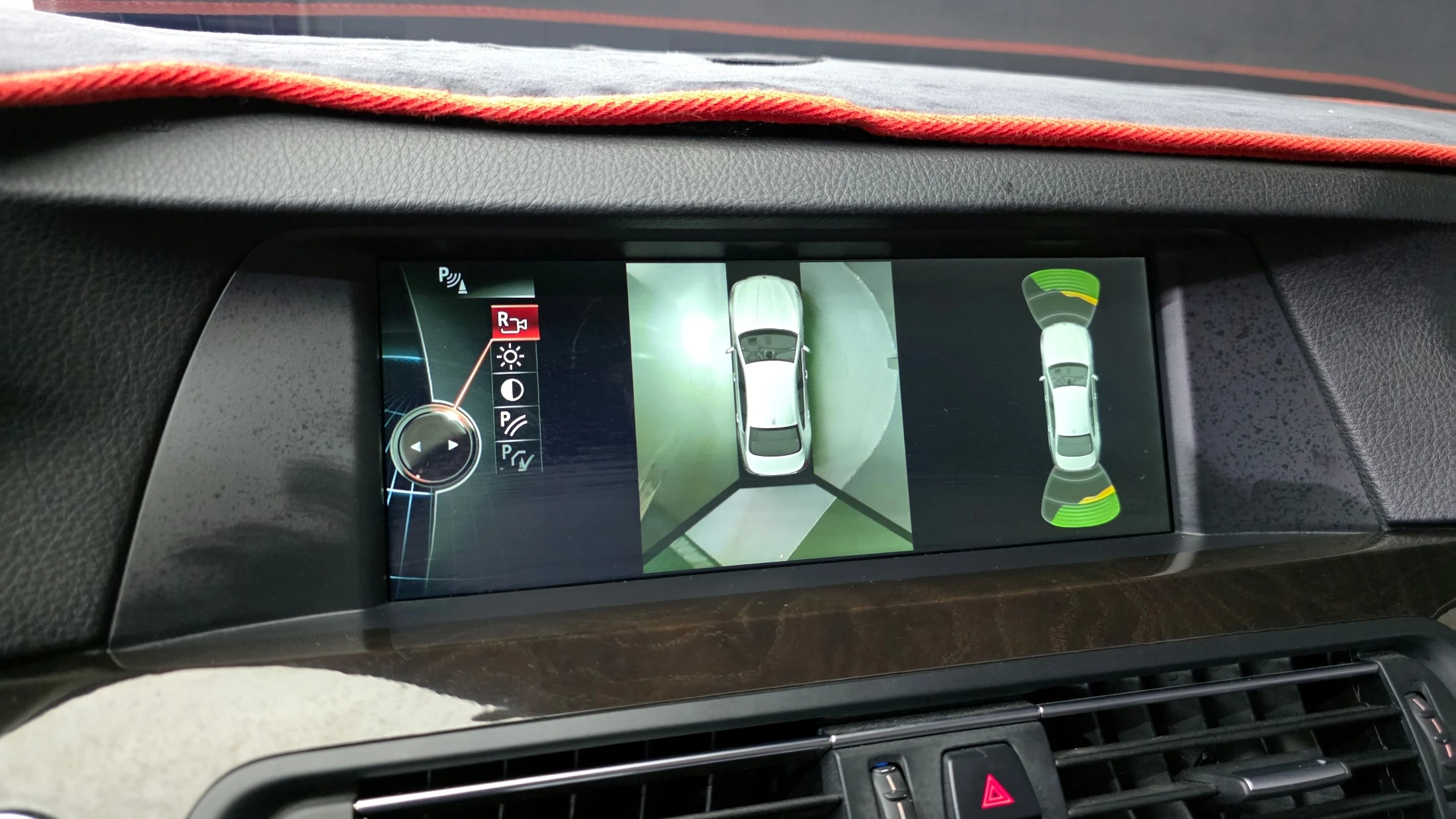 BMW 5-Series F10, 2013 — фото 16