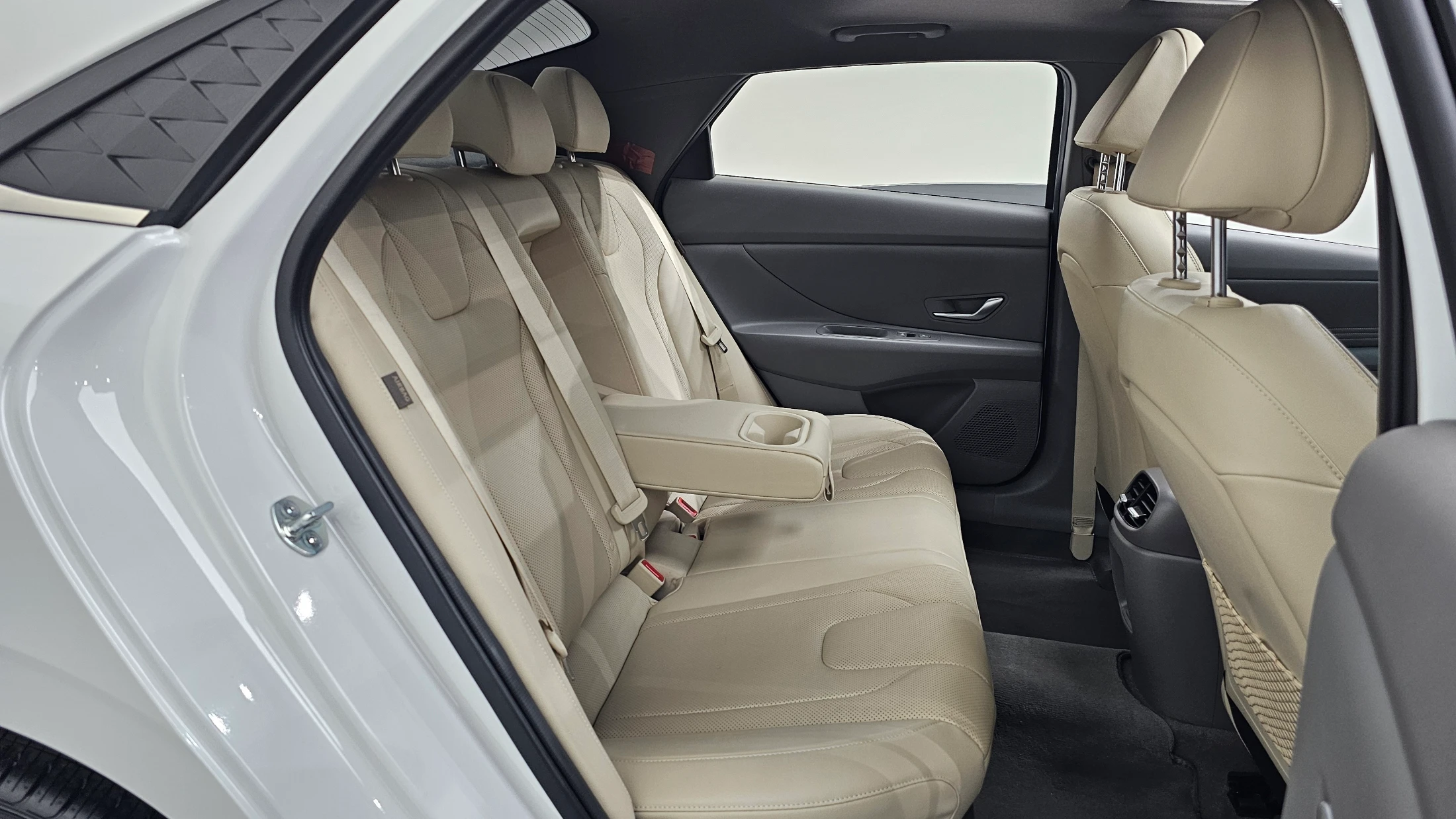 Hyundai Avante CN7, 2024 — фото 12