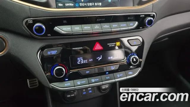 Hyundai Ioniq Ionic Electric, 2018 — фото 31