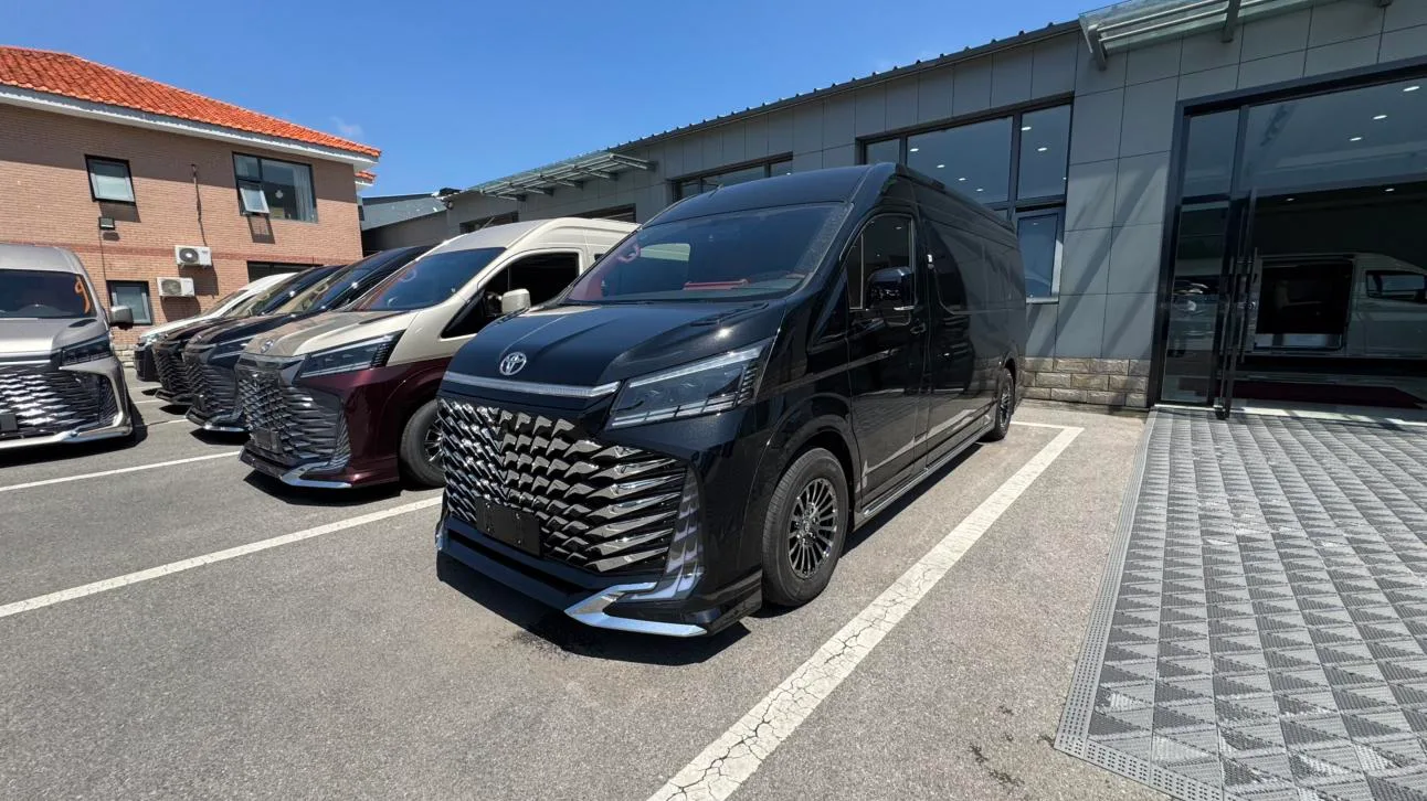 Toyota Hiace