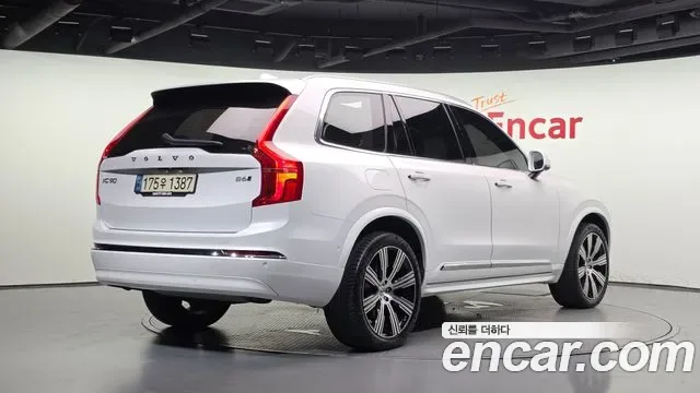 Volvo Xc90, 2022 — фото 2