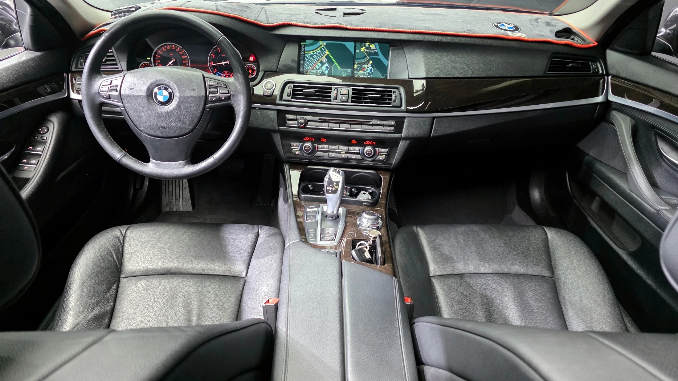 BMW 5-Series F10, 2013 — фото 7