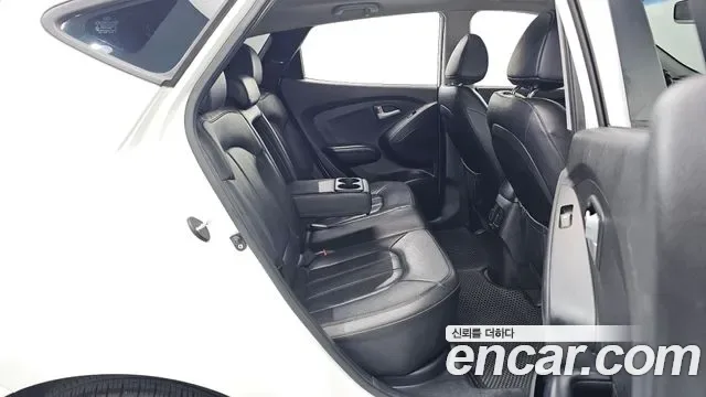 Hyundai Tucson ix, 2013 — фото 18