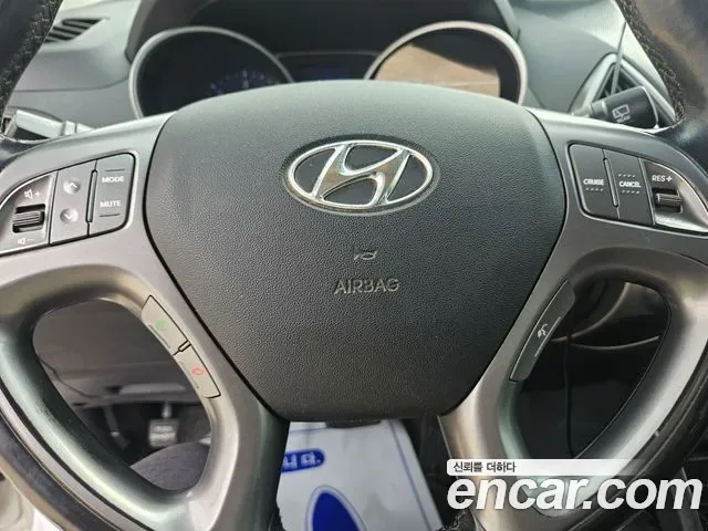Hyundai Tucson ix, 2013 — фото 16