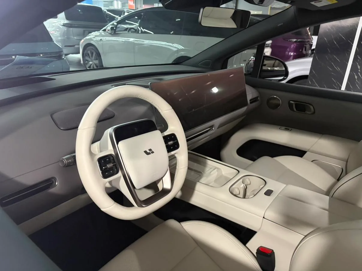 Li Auto ideal i6, 2025 — фото 3