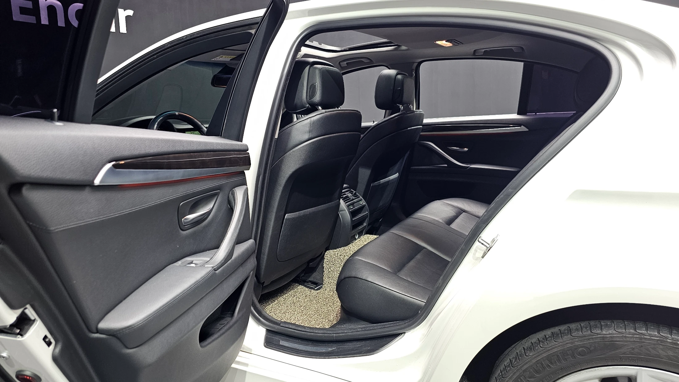 BMW 5-Series F10, 2013 — фото 12