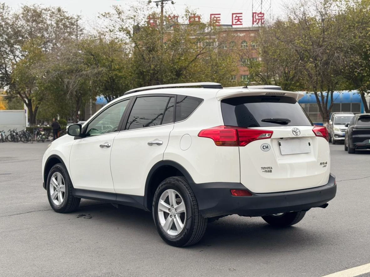 Toyota RAV4 Rongfang, 2013 — фото 12