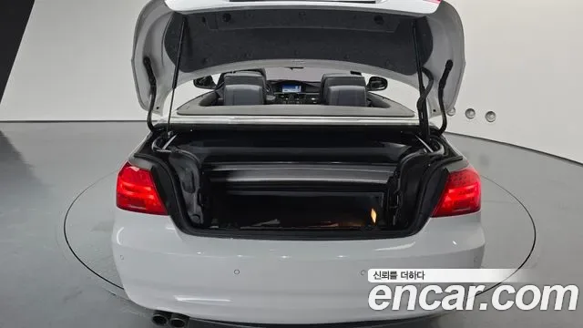 BMW 3-Series E90, 2013 — фото 20