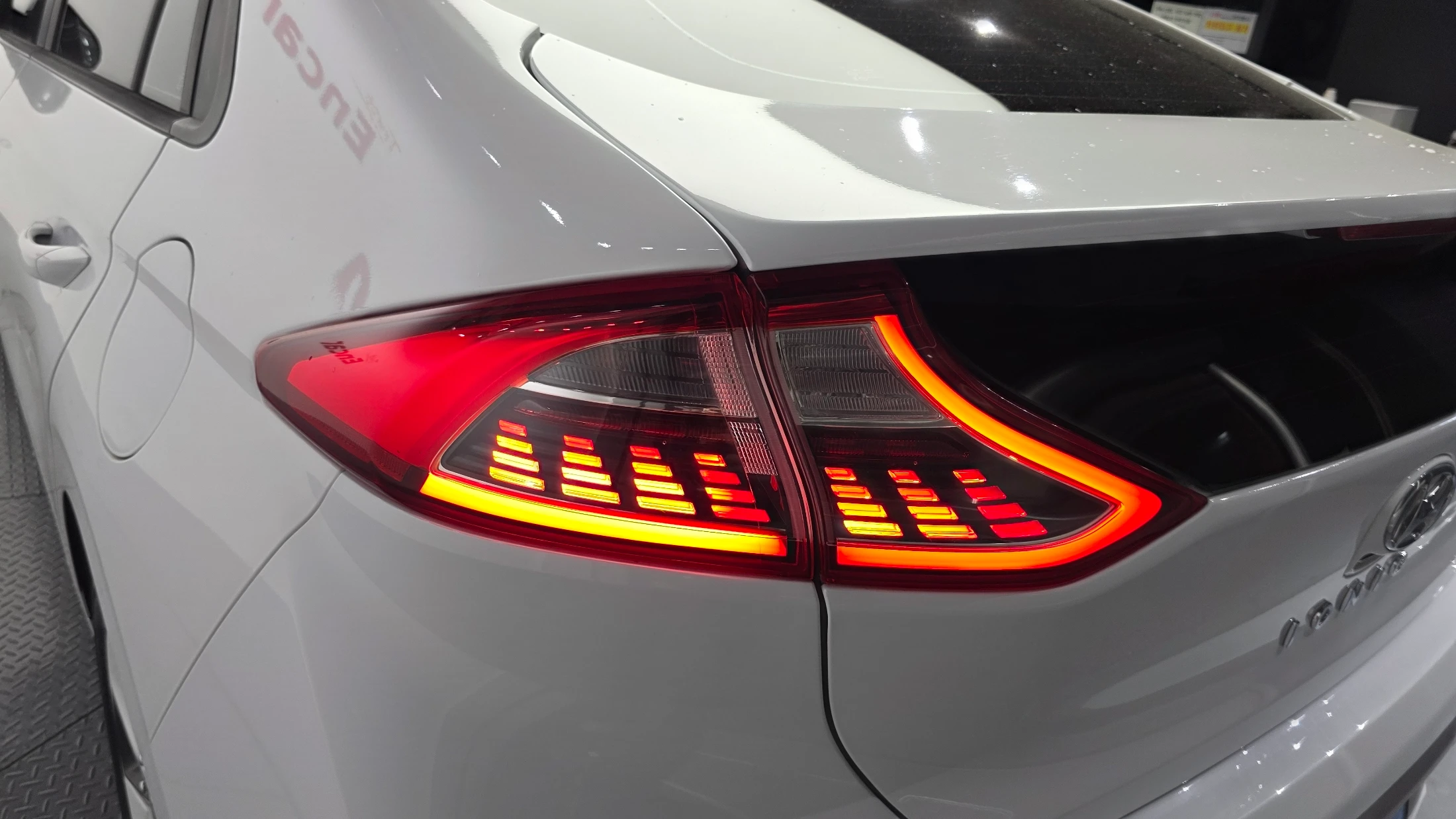 Hyundai Ioniq Ionic Electric, 2018 — фото 23