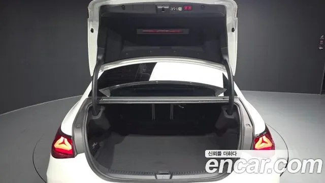 Mercedes-Benz E-Class W214, 2025 — фото 20