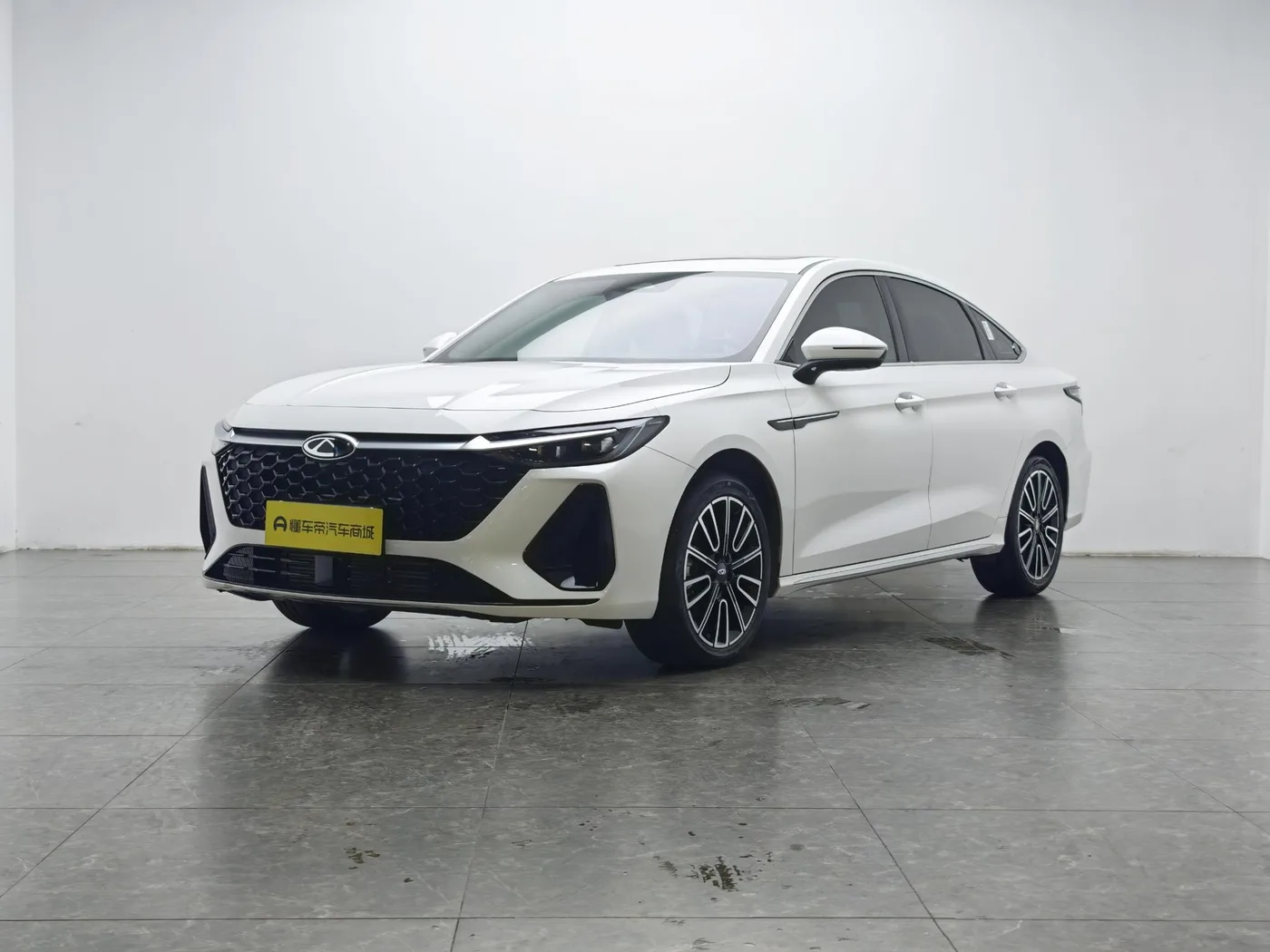 Chery Arrizo 8