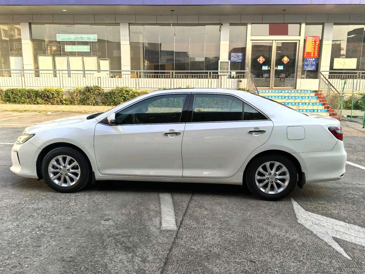 Toyota Camry, 2016 — фото 13