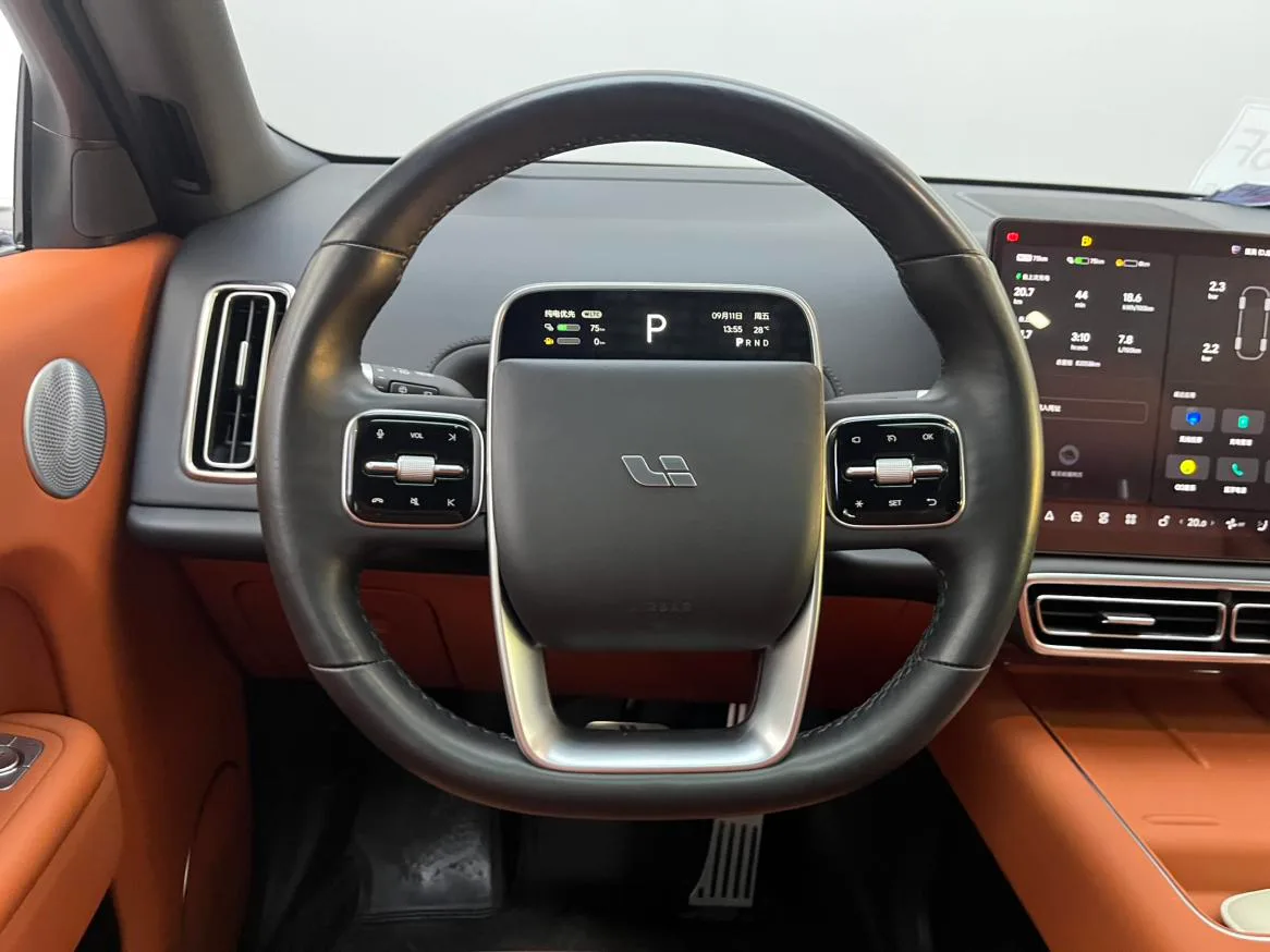 Li Auto Ideal L9, 2022 — фото 15