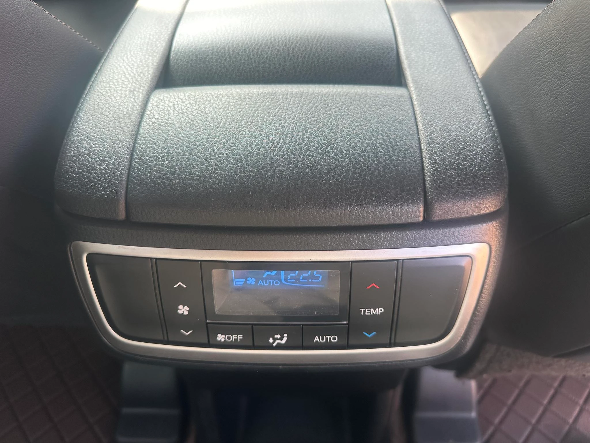Toyota Highlander, 2018 — фото 16