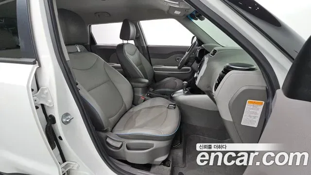Kia Soul EV, 2015 — фото 26