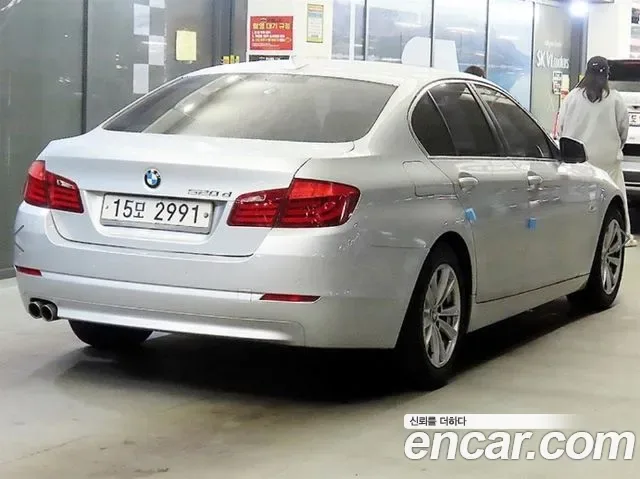 BMW 5-Series F10, 2012 — фото 4