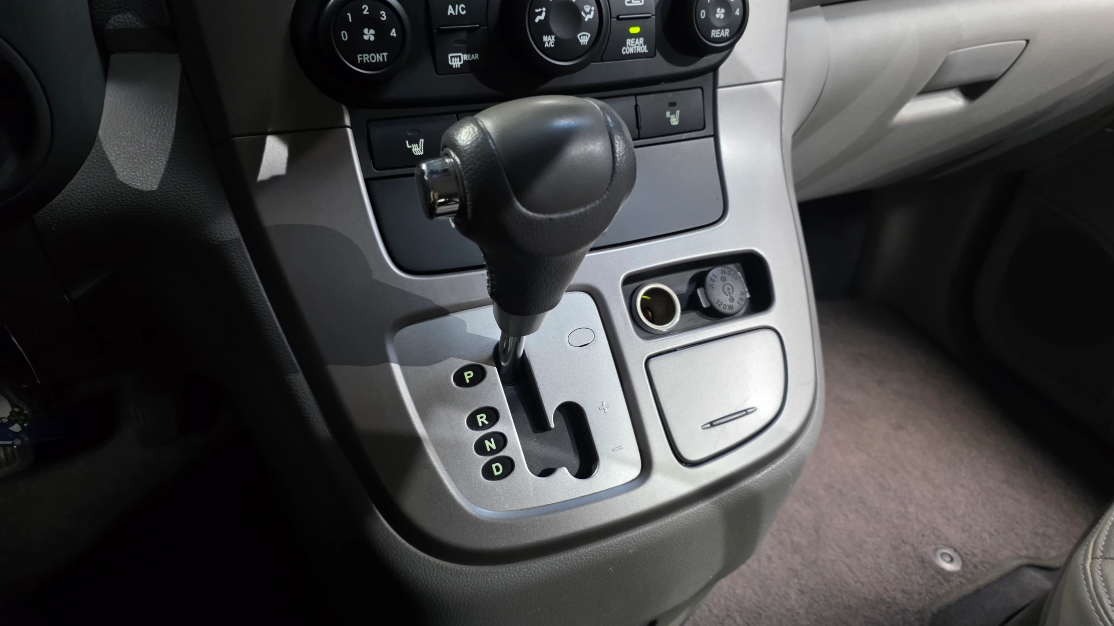 Kia Canival Carnival R, 2010 — фото 9