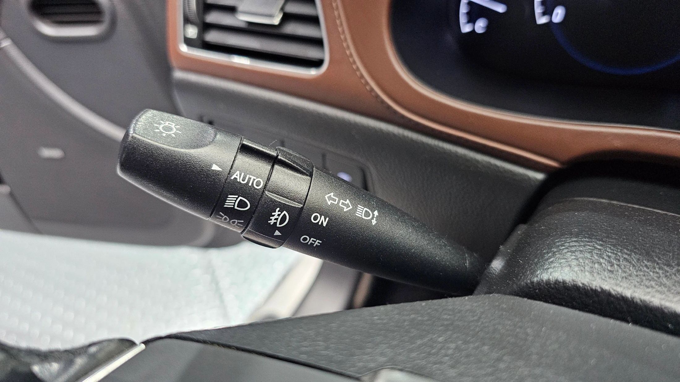 Hyundai Genesis, 2012 — фото 17