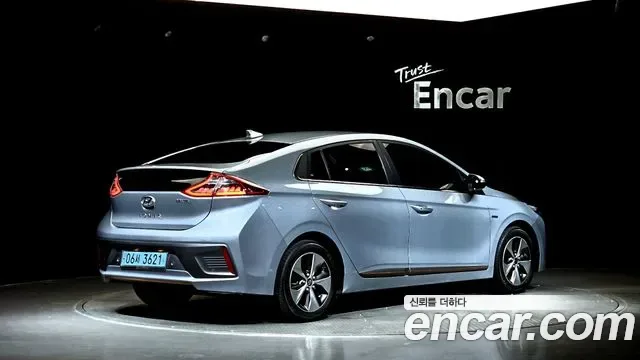 Hyundai Ioniq Ionic Electric, 2017 — фото 2