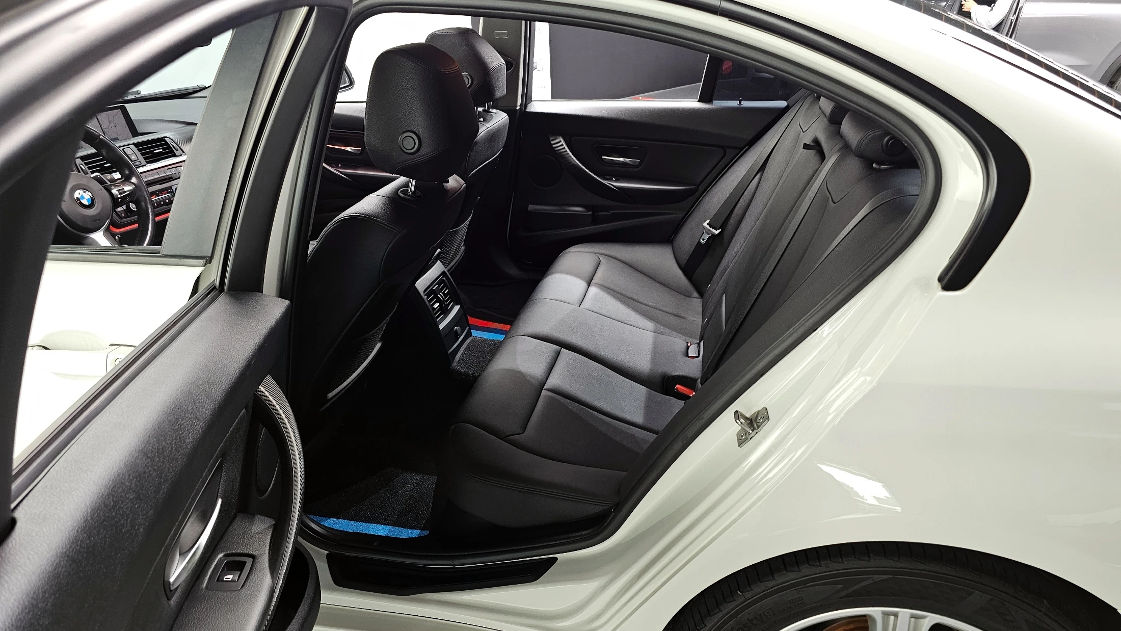 BMW 3-Series F30, 2013 — фото 11