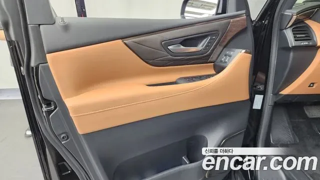 Toyota Alphard Alpad, 2025 — фото 25