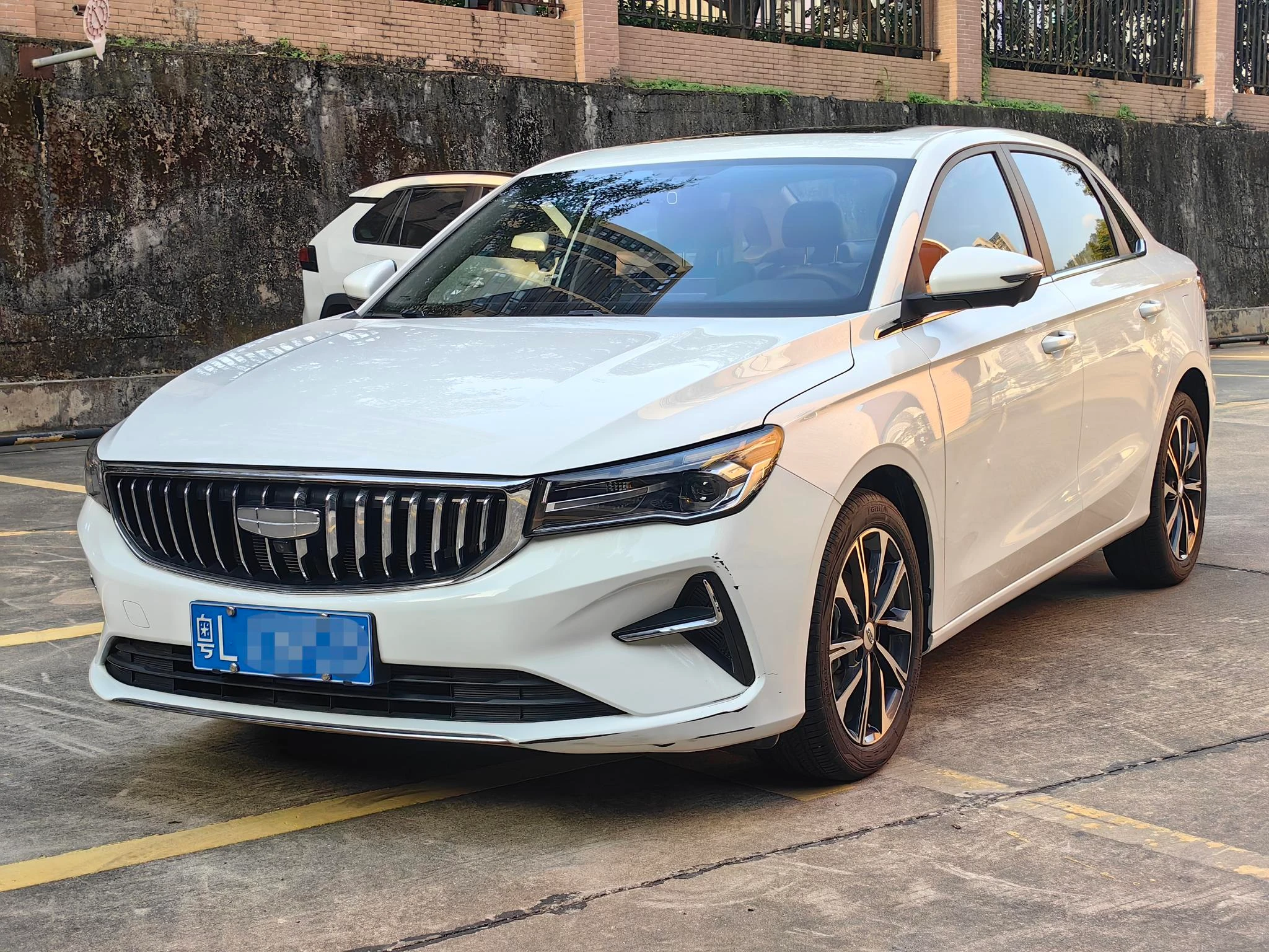 Geely emgrand