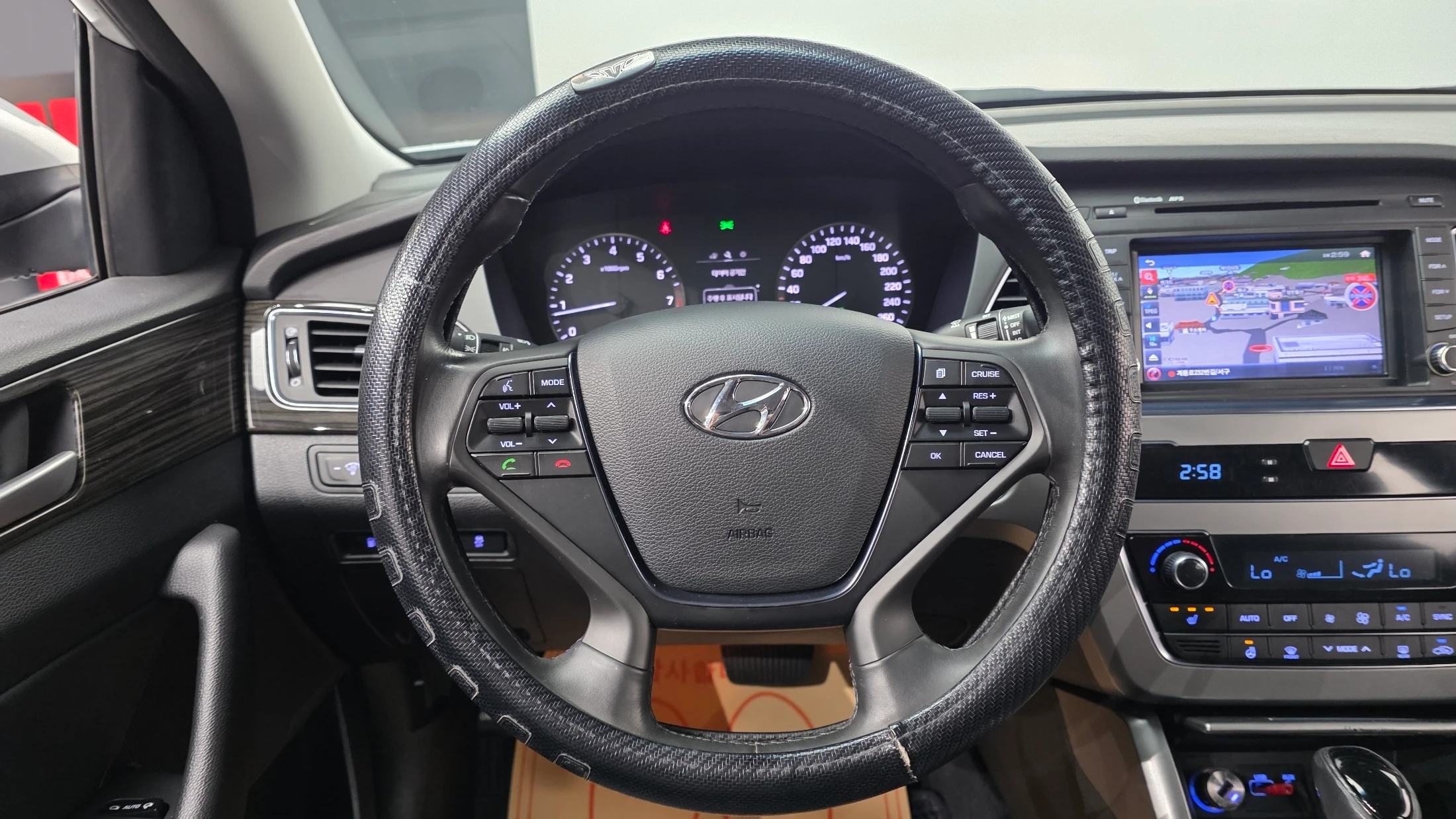 Hyundai Sonata LF Sonata, 2014 — фото 15