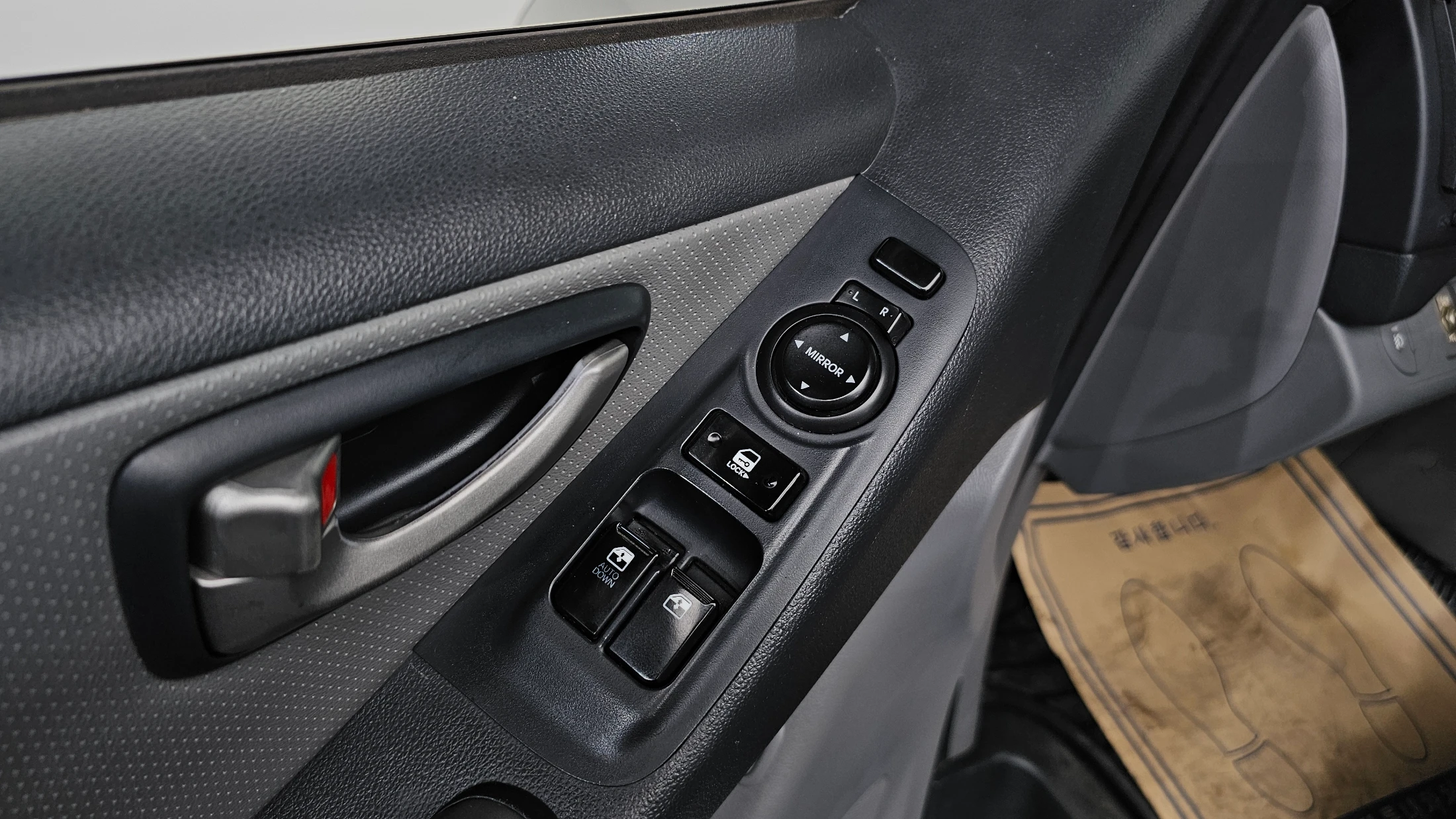 Hyundai Starex Grand Starex, 2012 — фото 13