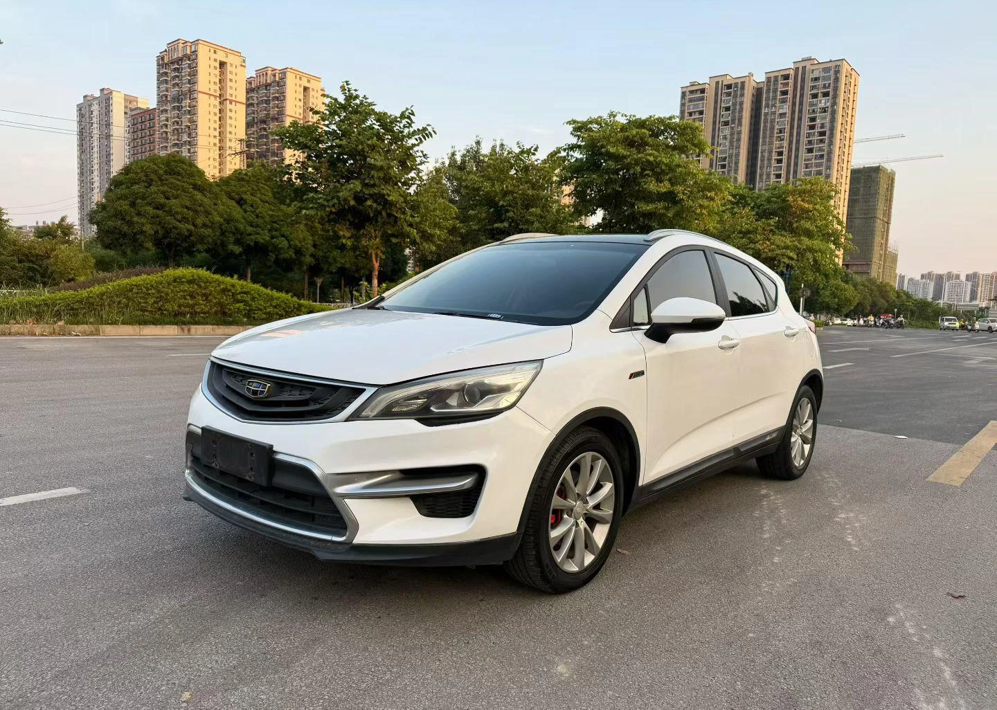 Geely Emgrand GS