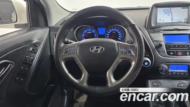 Hyundai Tucson ix, 2012 — фото 13