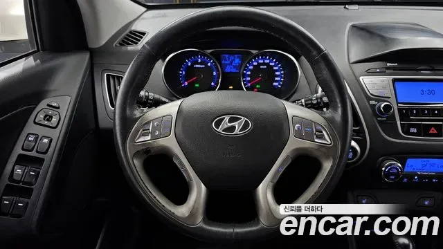 Hyundai Tucson ix, 2012 — фото 13