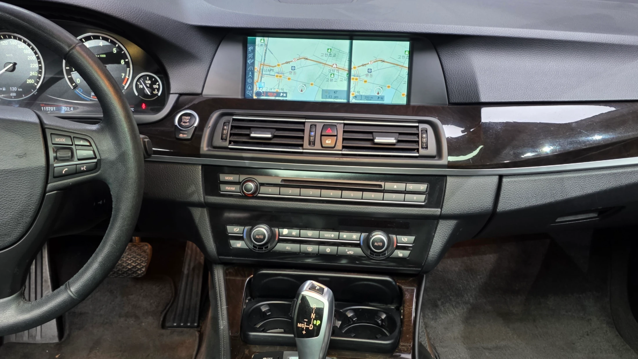 BMW 5-Series F10, 2012 — фото 14