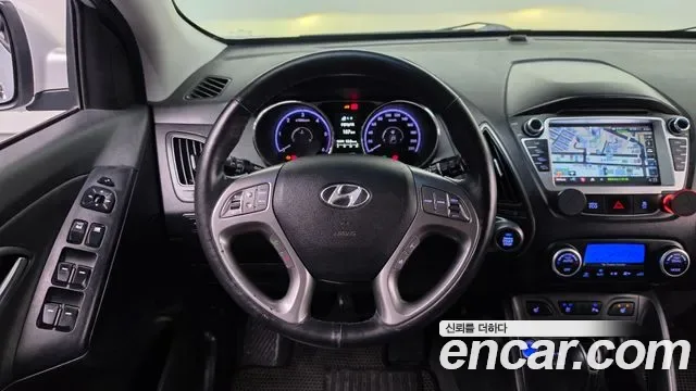Hyundai Tucson ix, 2013 — фото 13