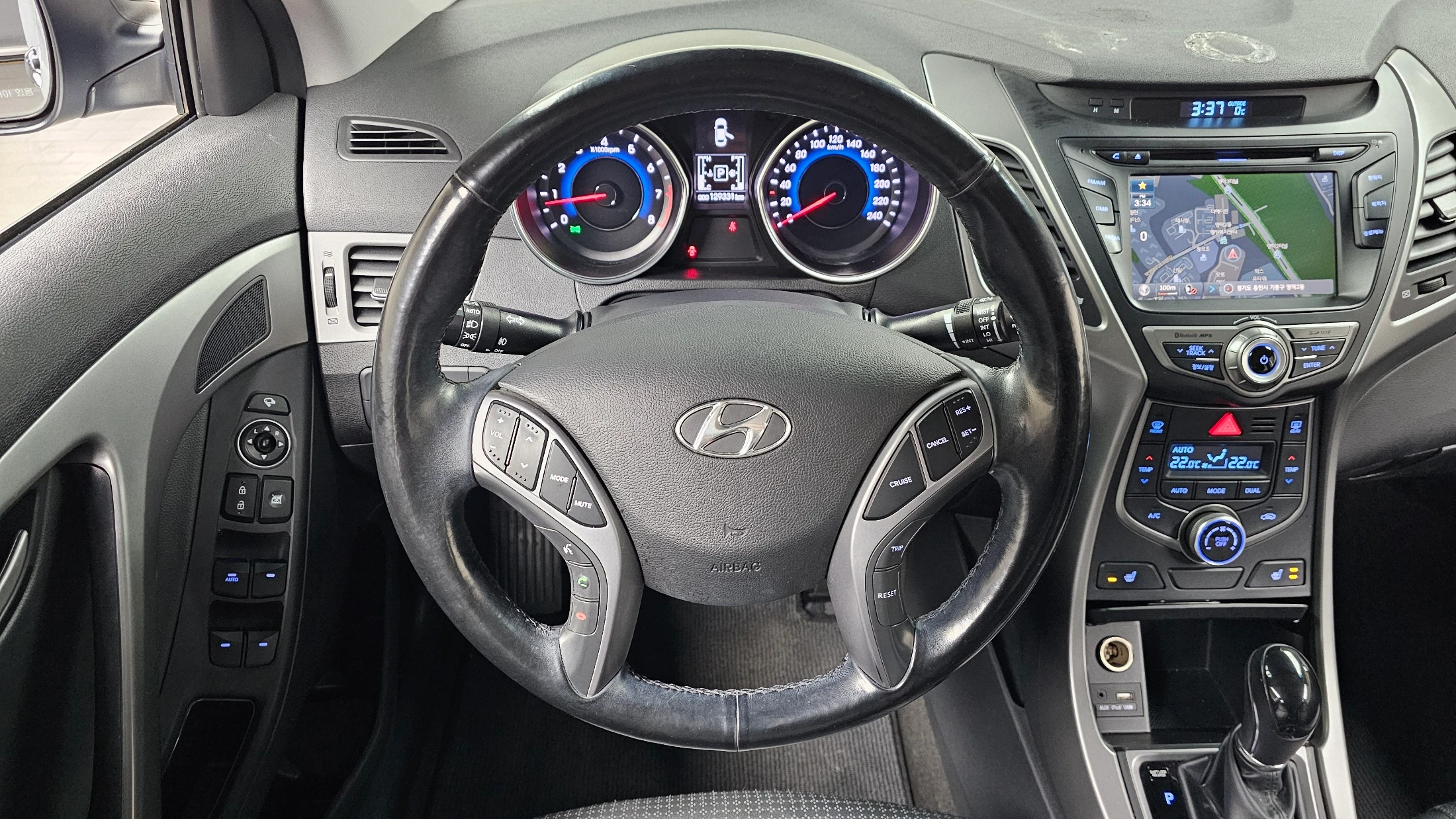Hyundai Avante, 2014 — фото 13